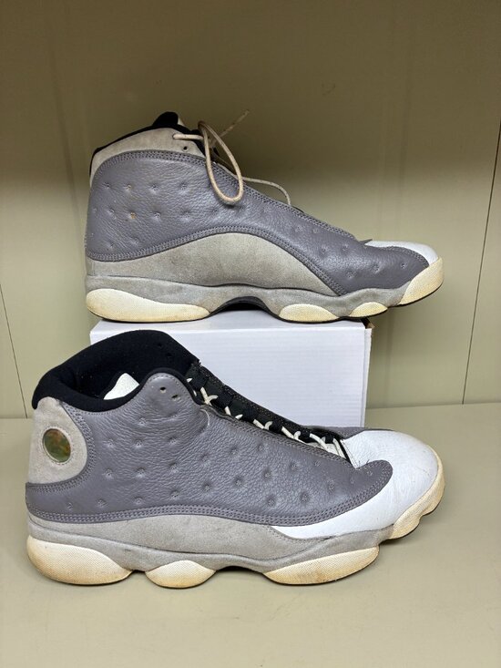 Jordan Air Jordan 13 Retro Atmosphere Grey Sneaker 414571-016 Gray 2019 Size 14